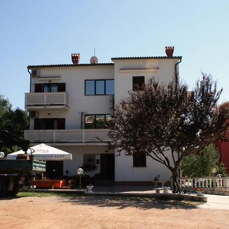 Apartments And Rooms By The Sea Palit, Rab - 5044 Esterno foto